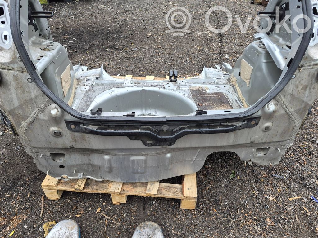 Trunk bottom trim panel