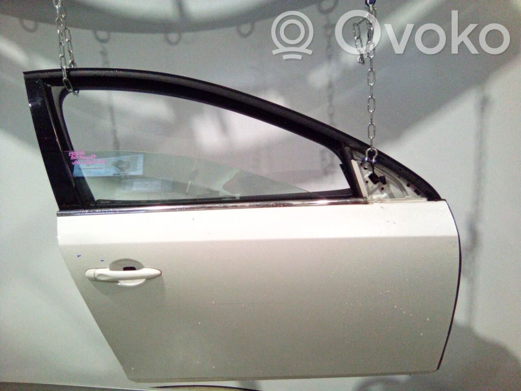 Renault Latitude (L70) Puerta delantera 
