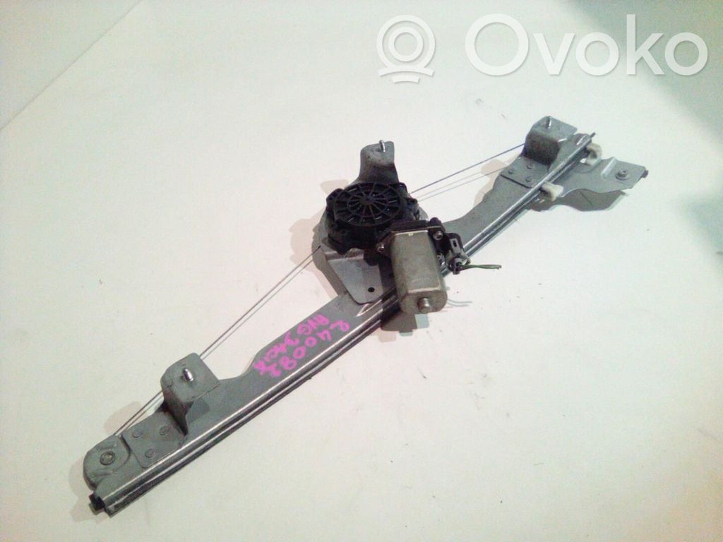 Dacia Sandero Front door window regulator with motor 