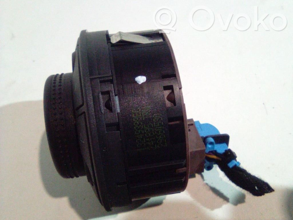 Opel Corsa D Light switch 