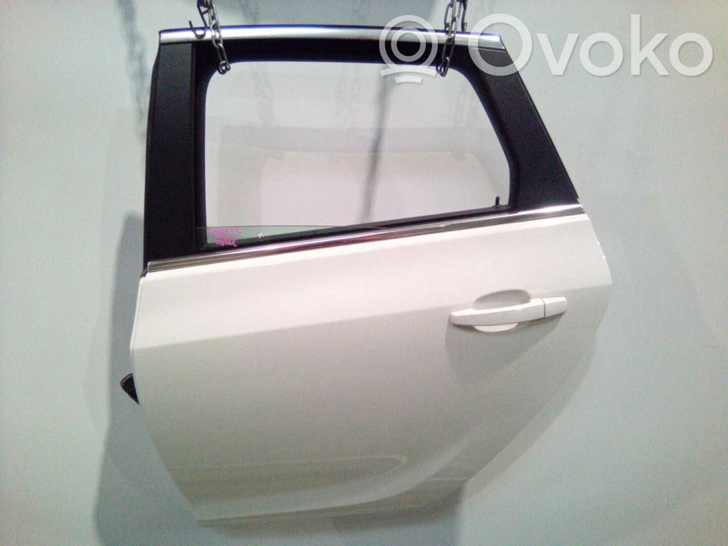 Opel Astra J Galinės durys 
