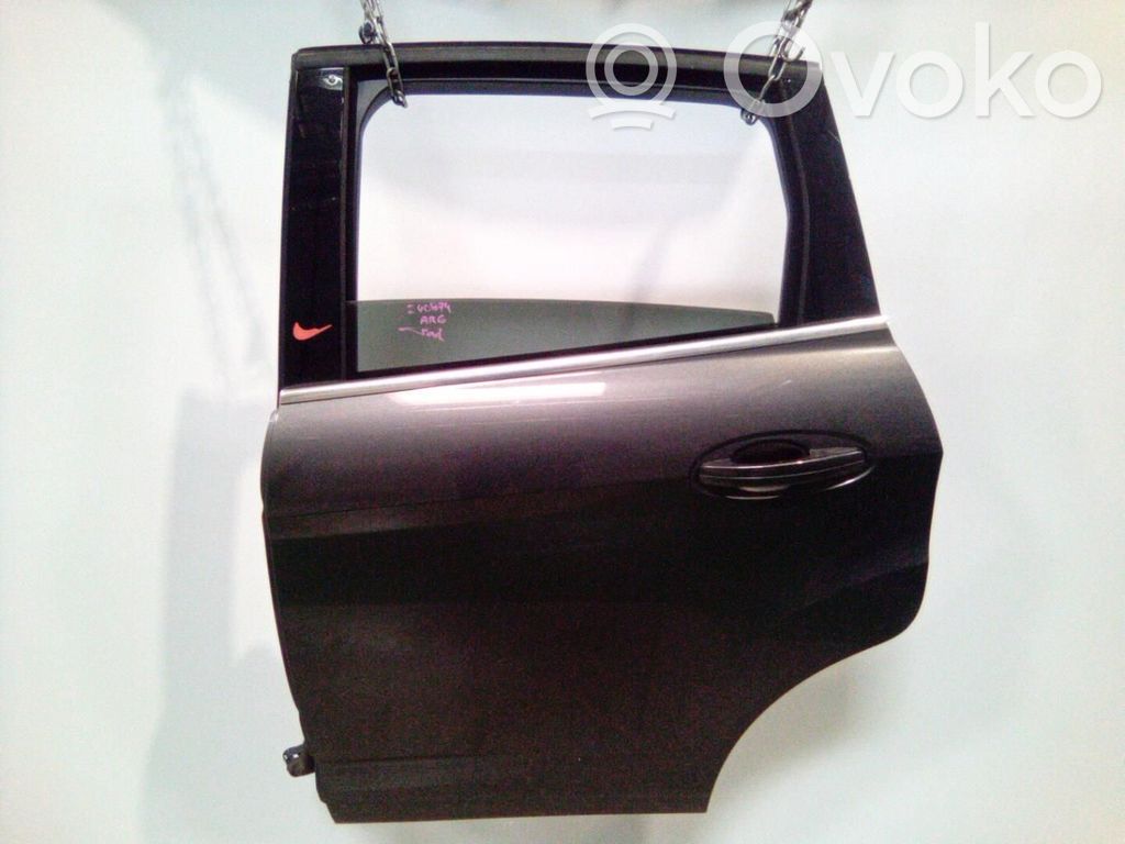 Ford C-MAX II Galinės durys 