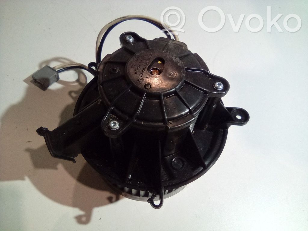 Opel Astra J Mazā radiatora ventilators 
