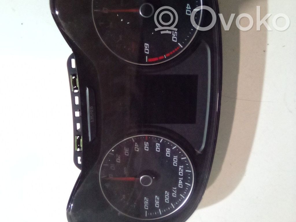Seat Leon (5F) Speedometer (instrument cluster) 