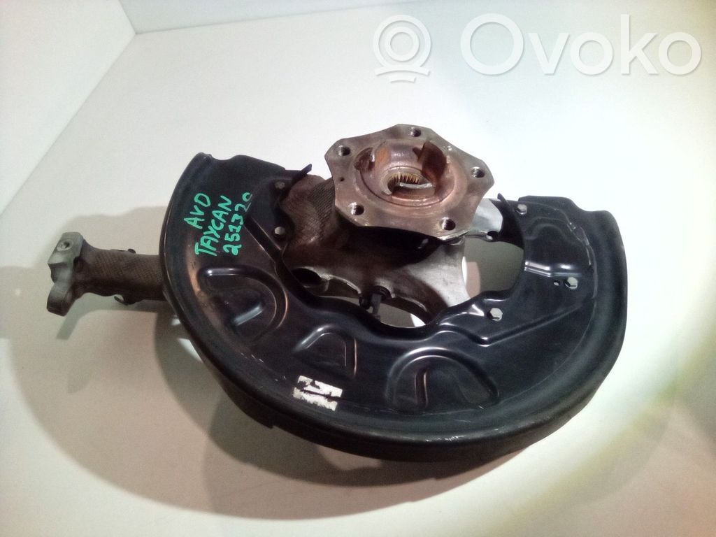 Porsche Taycan 9J1 Piasta koła przedniego 