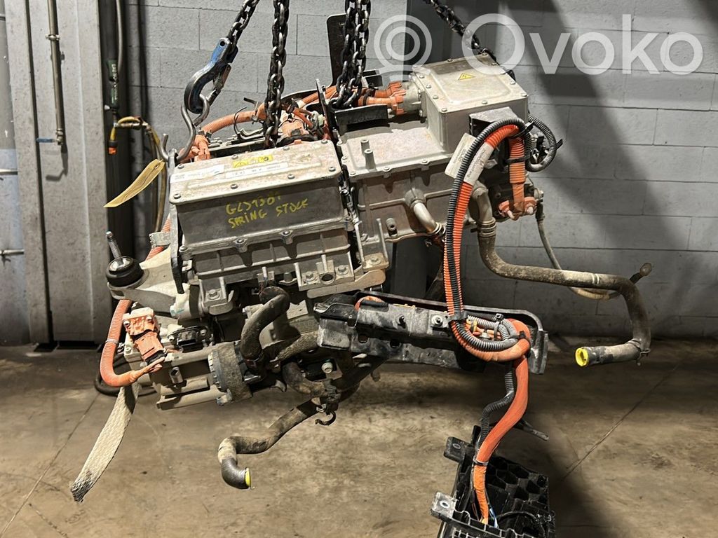Variklis   4DB401,4DB401