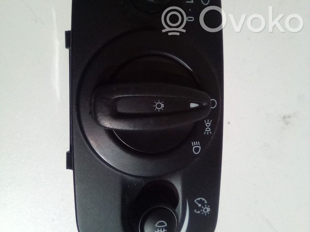 Ford Fiesta Light switch 
