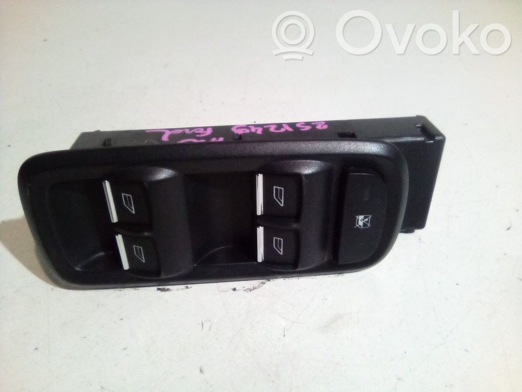 Ford Ecosport Electric window control switch 
