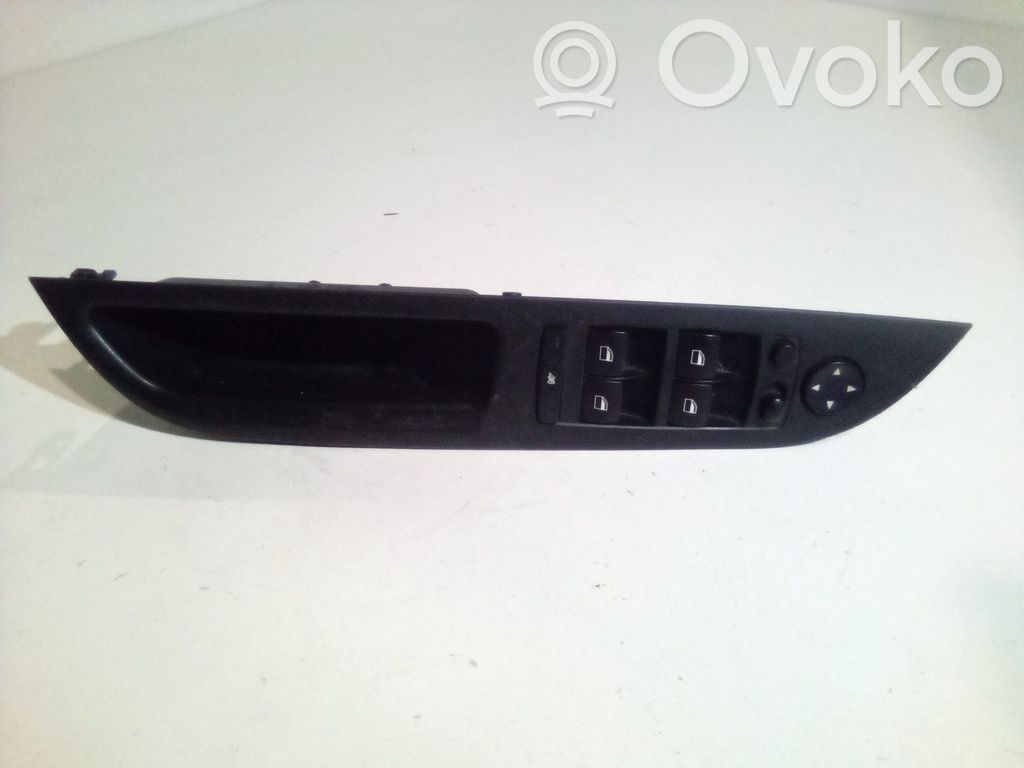 BMW 5 E60 E61 Electric window control switch 
