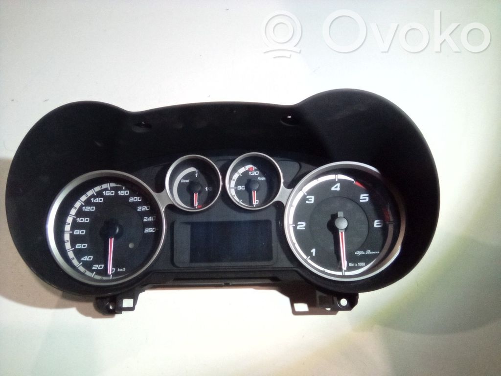 Alfa Romeo Mito Speedometer (instrument cluster) 