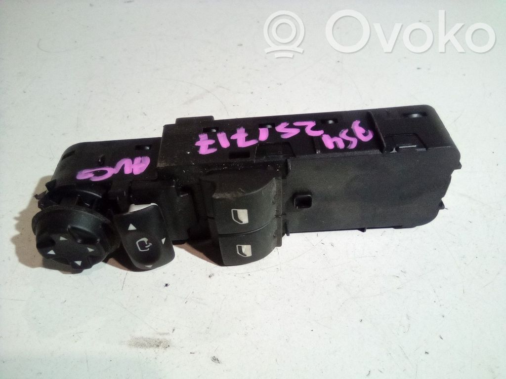 Citroen DS4 Electric window control switch 