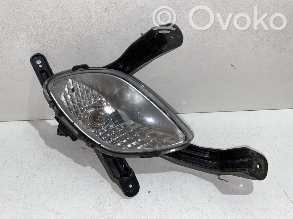 KIA Picanto Miglas lukturis priekšā 