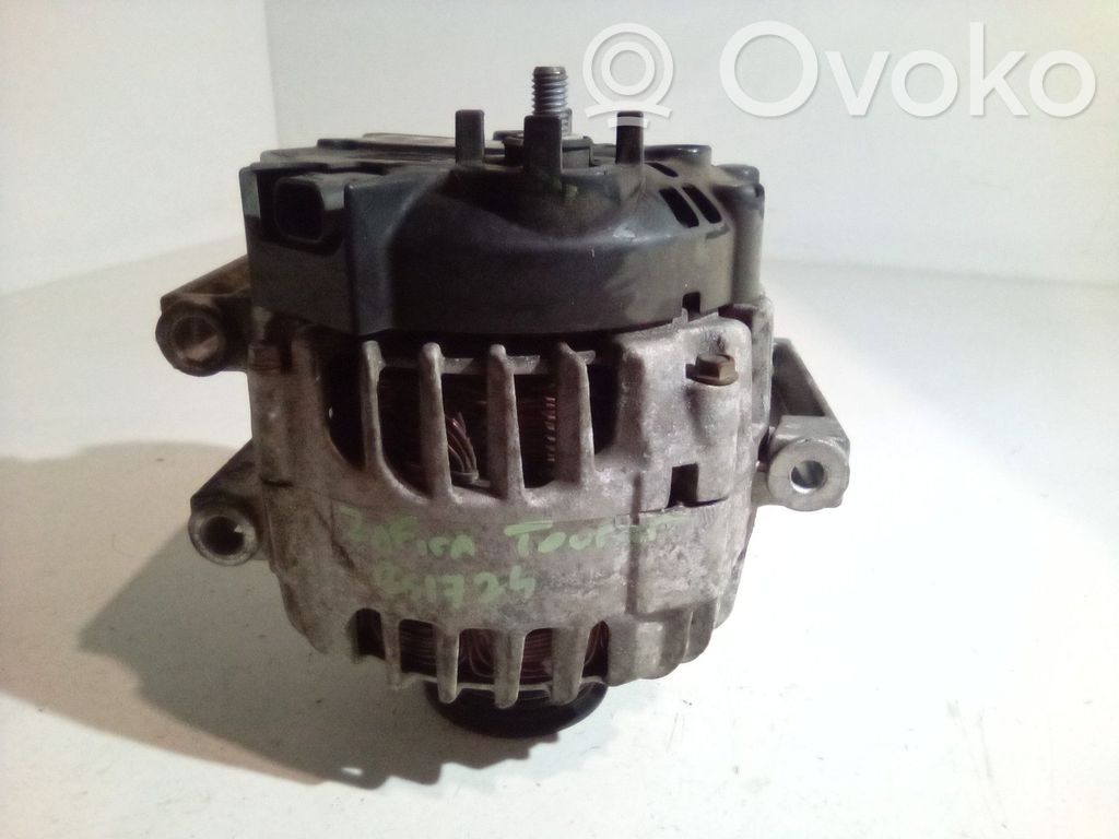 Opel Zafira C Generator/alternator 