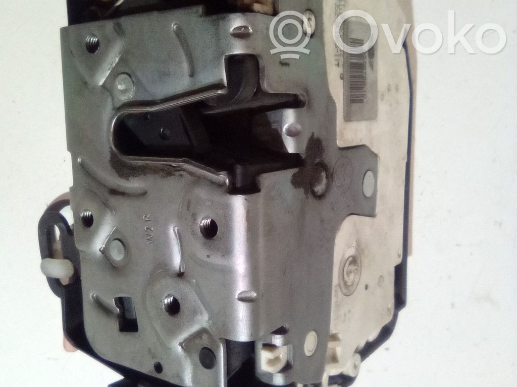 Mini One - Cooper R56 Front door lock 