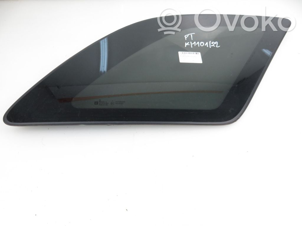 Rear side window