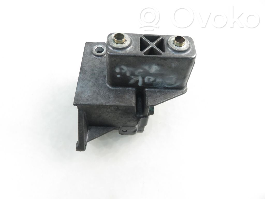 Power steering pump mounting bracket   07D145879F,07D145879F