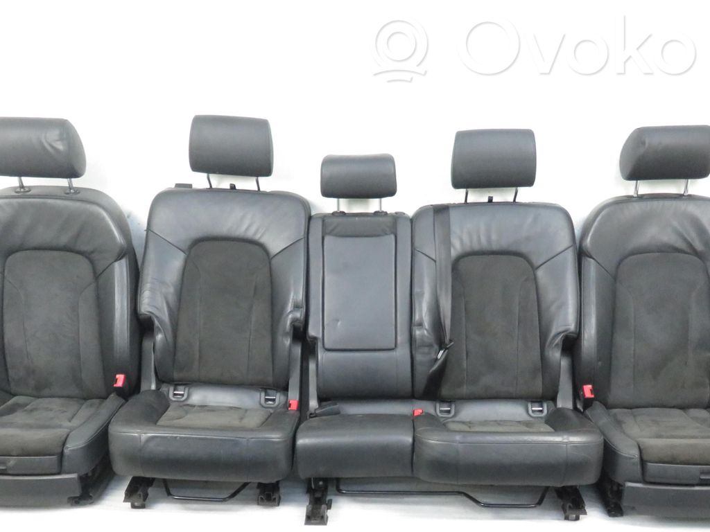 Seat set