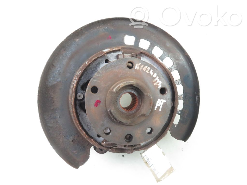 Stub axle   7L8505436,7L8505436