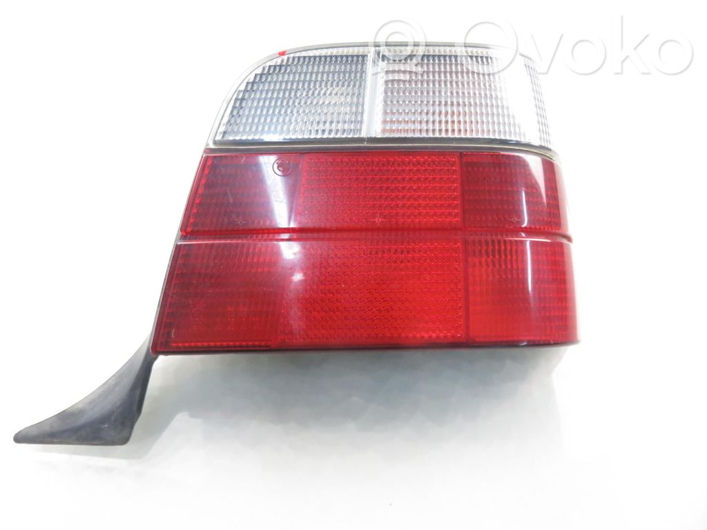Rear/tail lights   9404842,9404842