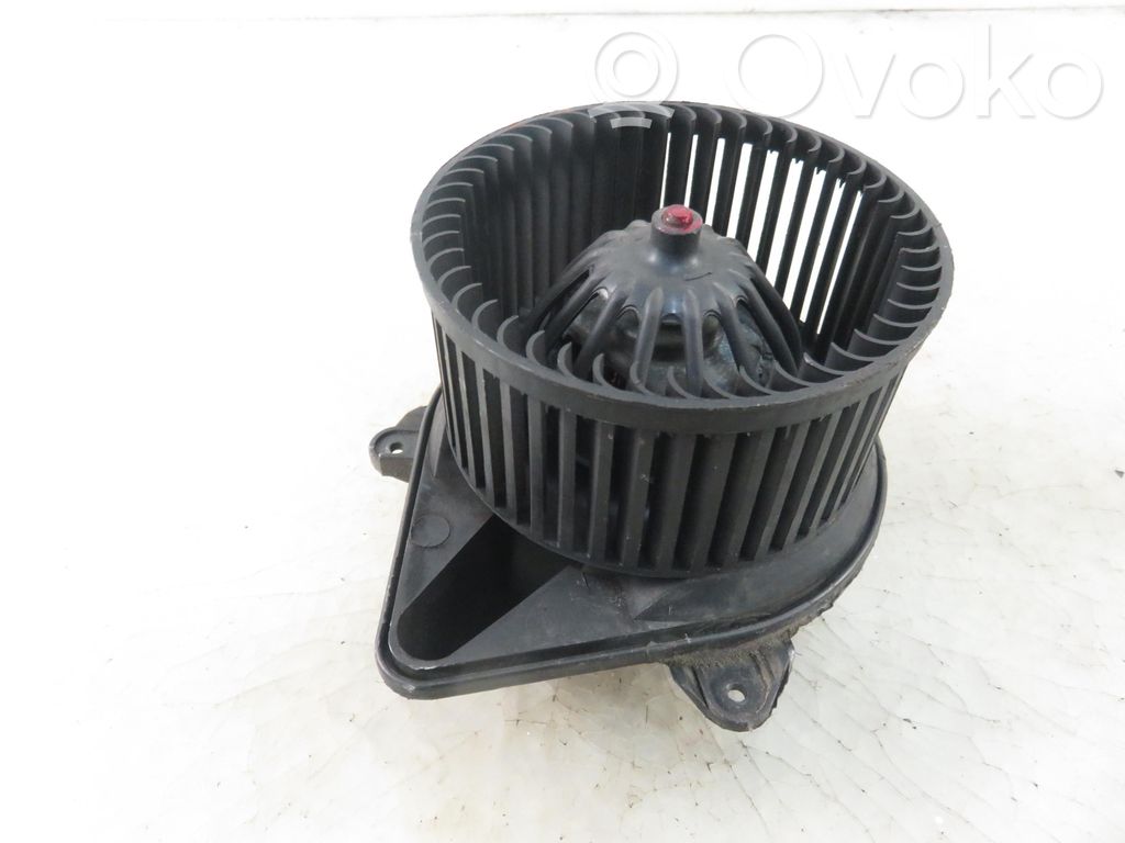 Mazā radiatora ventilators