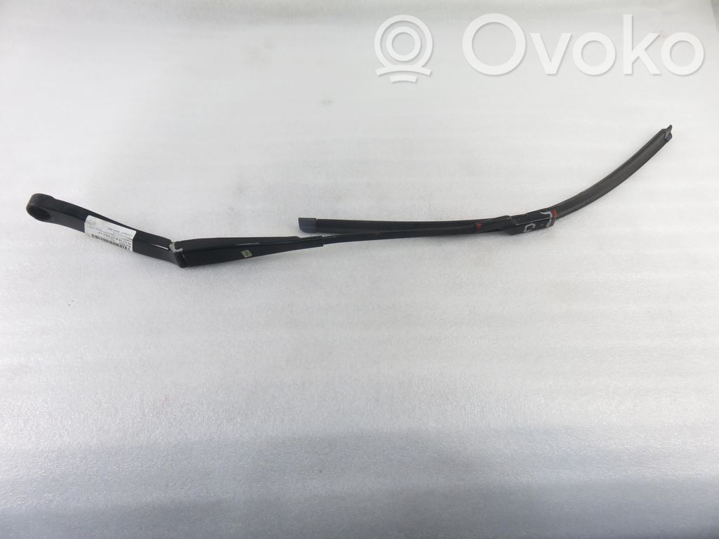 Opel Vivaro Ramię wycieraczki szyby przedniej / czołowej 