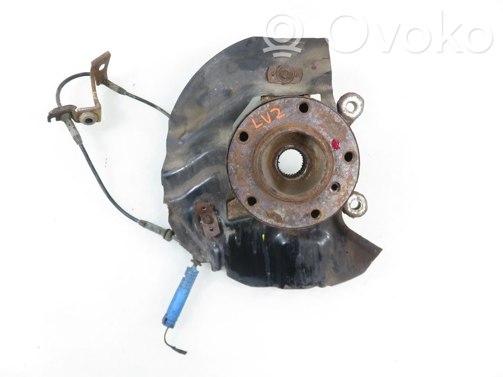 Front wheel hub spindle knuckle