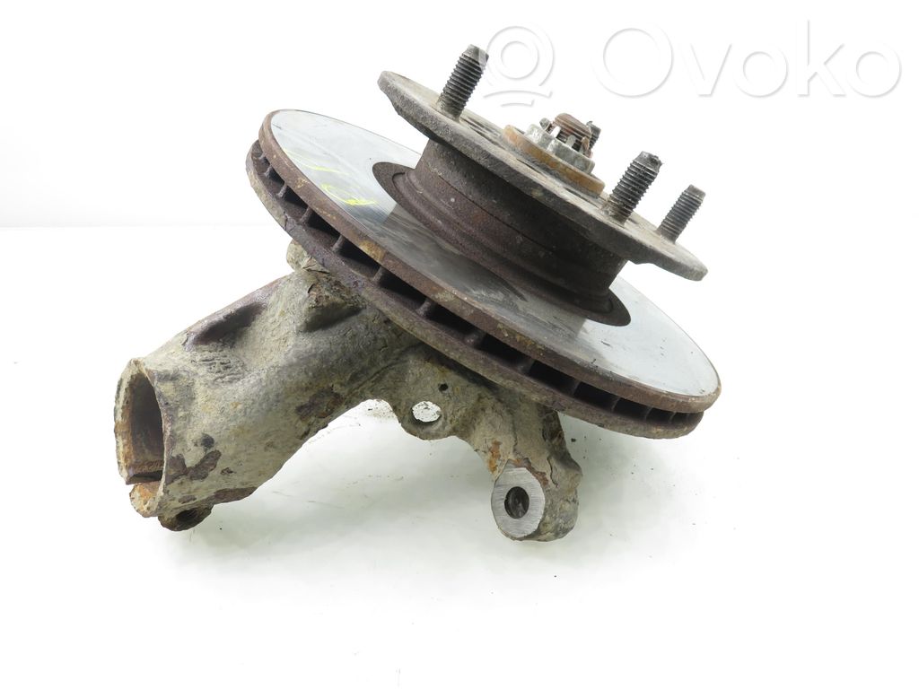 Front wheel hub spindle knuckle