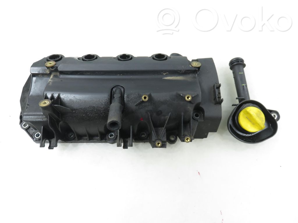 Renault Clio II Rocker cam cover 