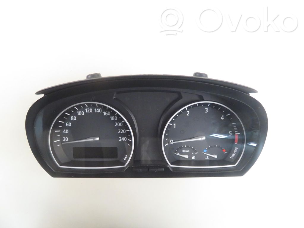 BMW X3 E83 Speedometer (instrument cluster) 