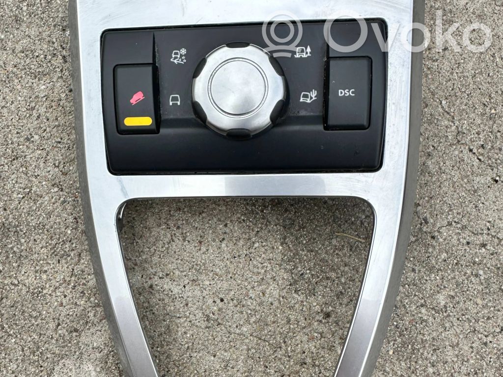Land Rover Freelander 2 - LR2 Differential lock switch 