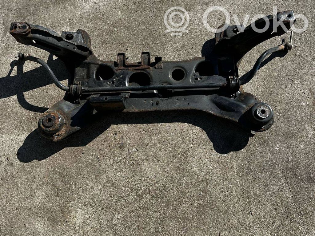 Priekinis traversas   8C115019AF,C9S5A,7075