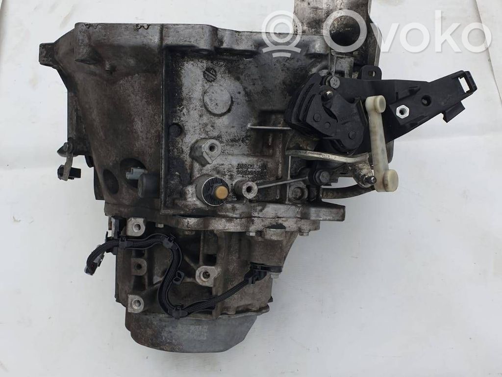 Opel Combo E 5 Gang Schaltgetriebe 