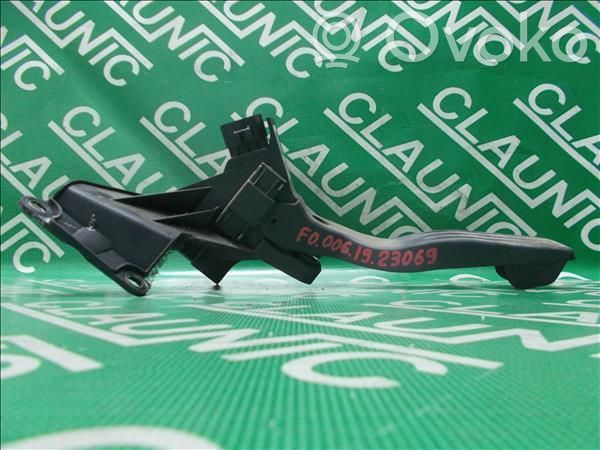 Akceleratoriaus pedalas   2S719F836DA,2S719F836DA,FO0061923069