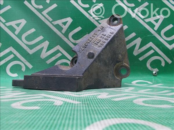Opel Astra G Engine mounting bracket 