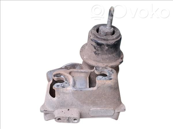 Soporte de montaje del motor (Usadas)