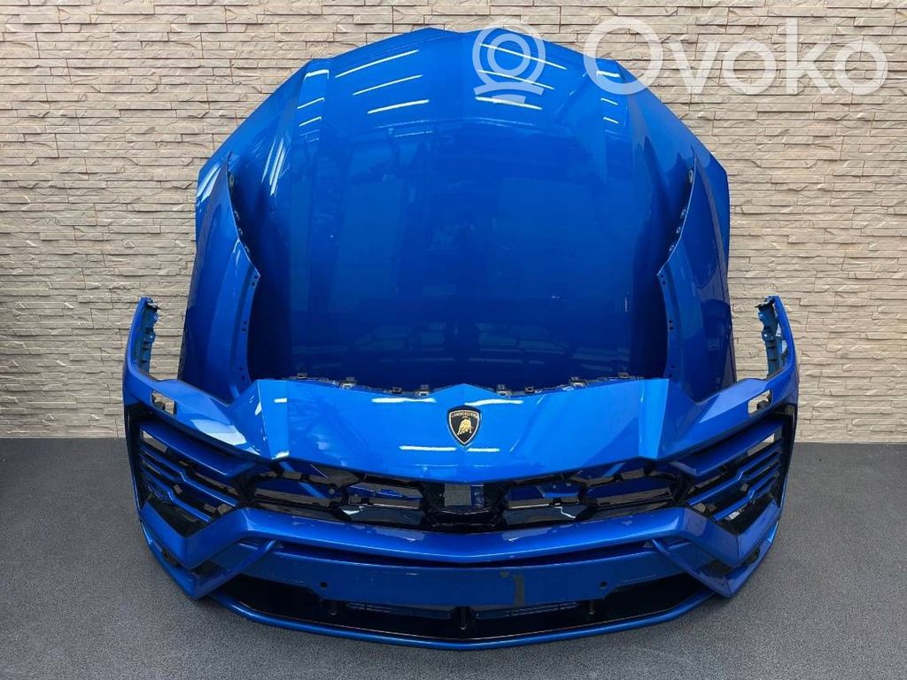 Lamborghini Urus Front bumper 