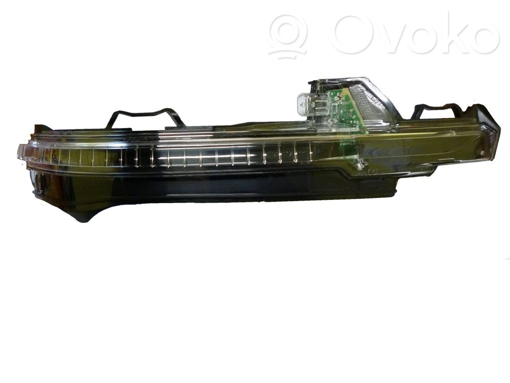 Audi Q7 4M Mirror indicator light 