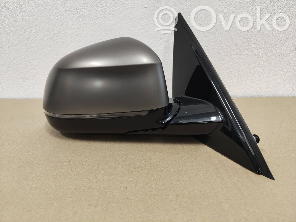 Front door electric wing mirror