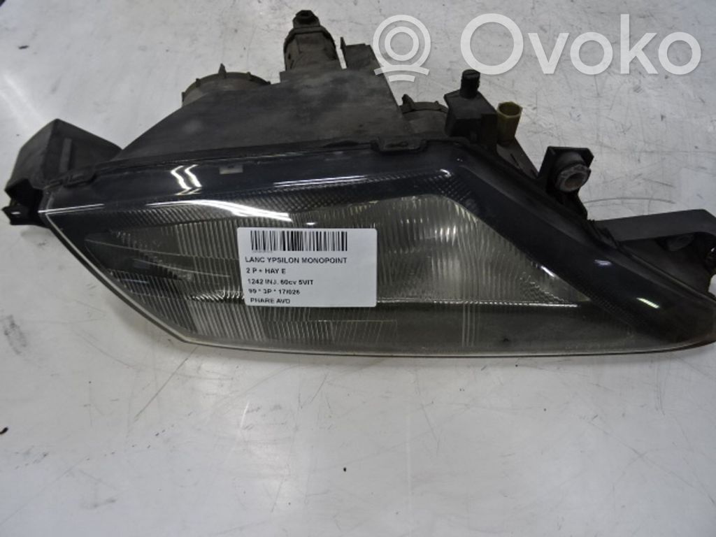 Lancia Y 840 Headlight/headlamp 