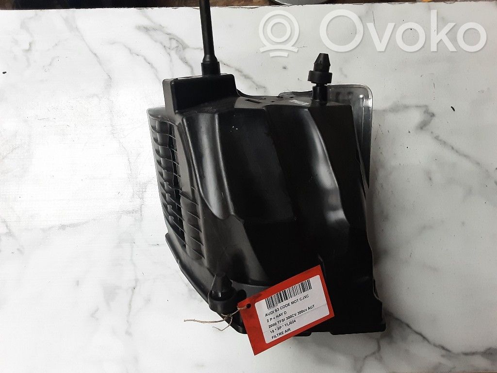 Audi A3 S3 8V Air filter 