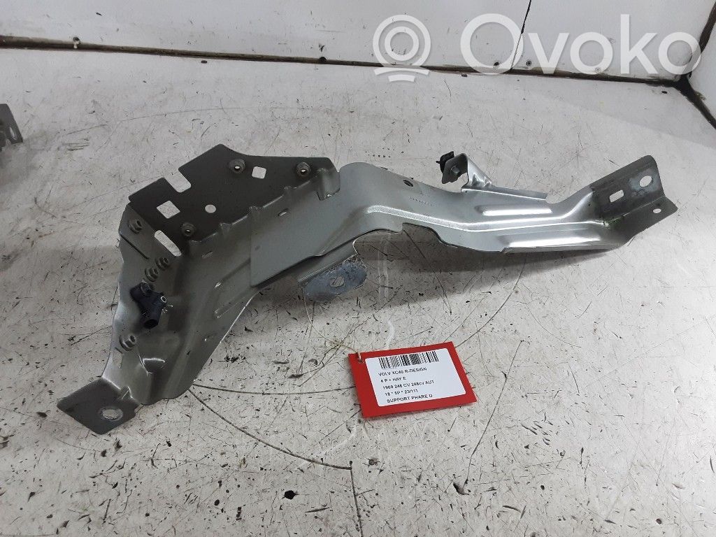 Headlight/headlamp mounting bracket   31457752,31457752