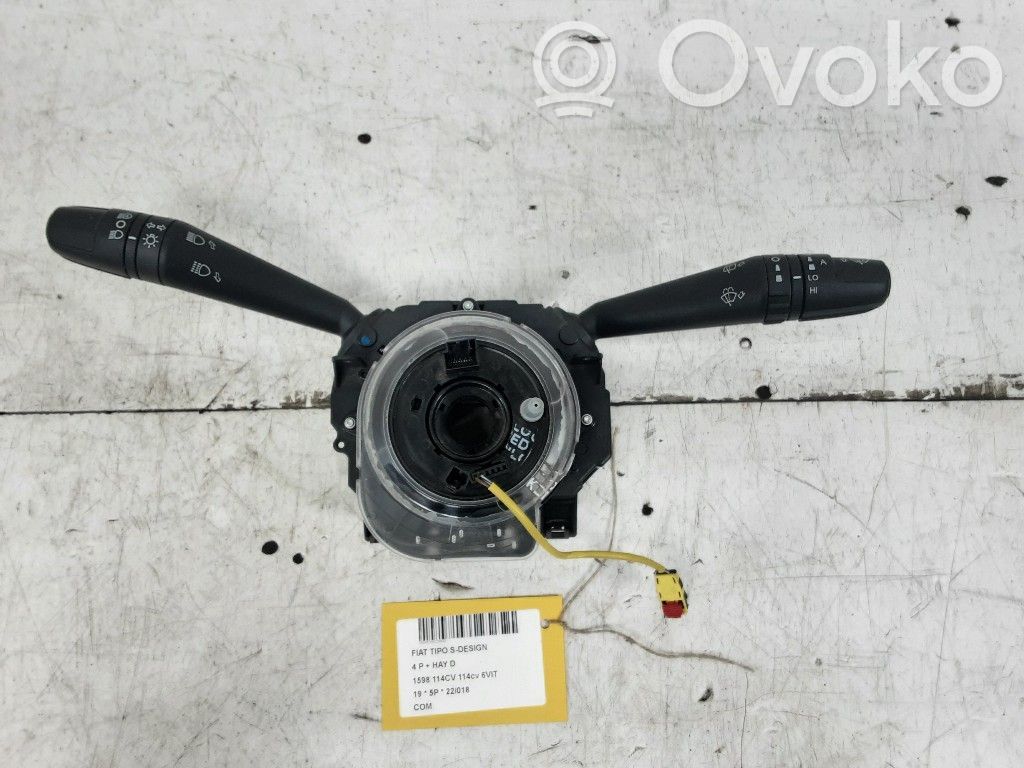 Fiat Tipo Otros interruptores/perillas/selectores 