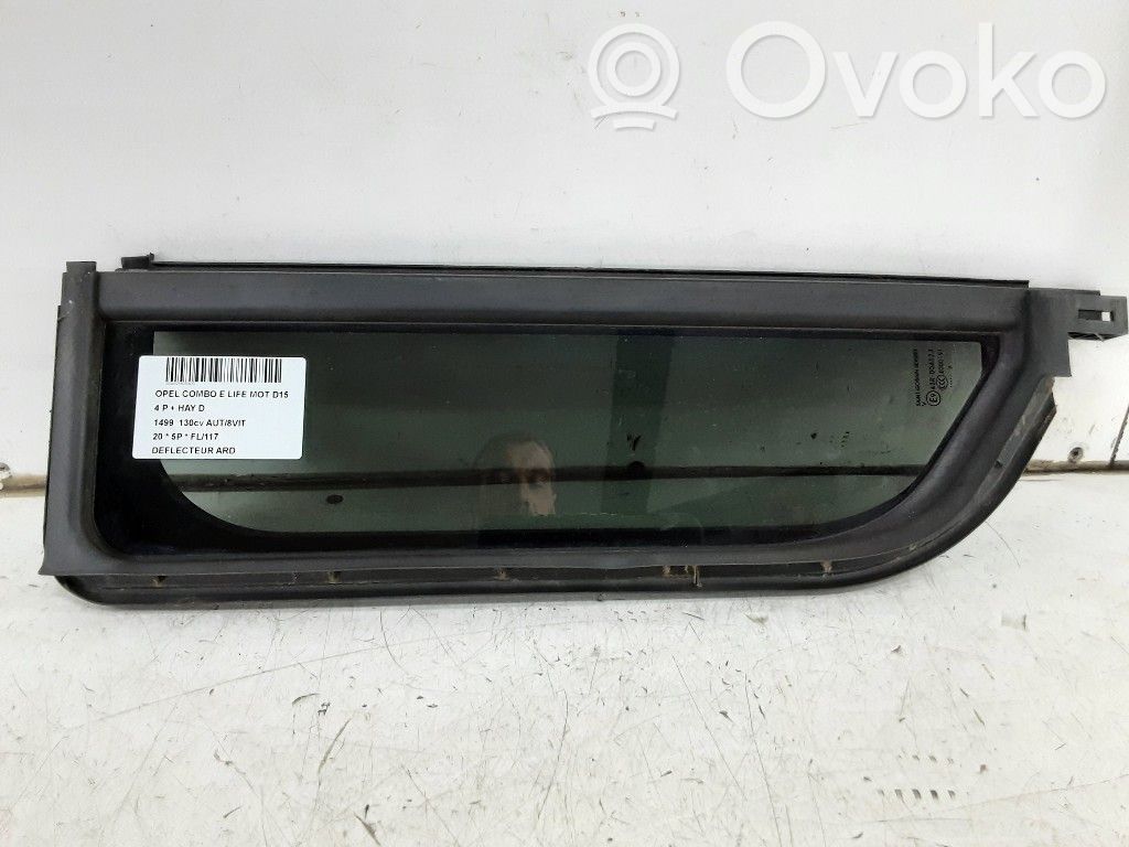 Opel Combo E Luna de la puerta trasera 