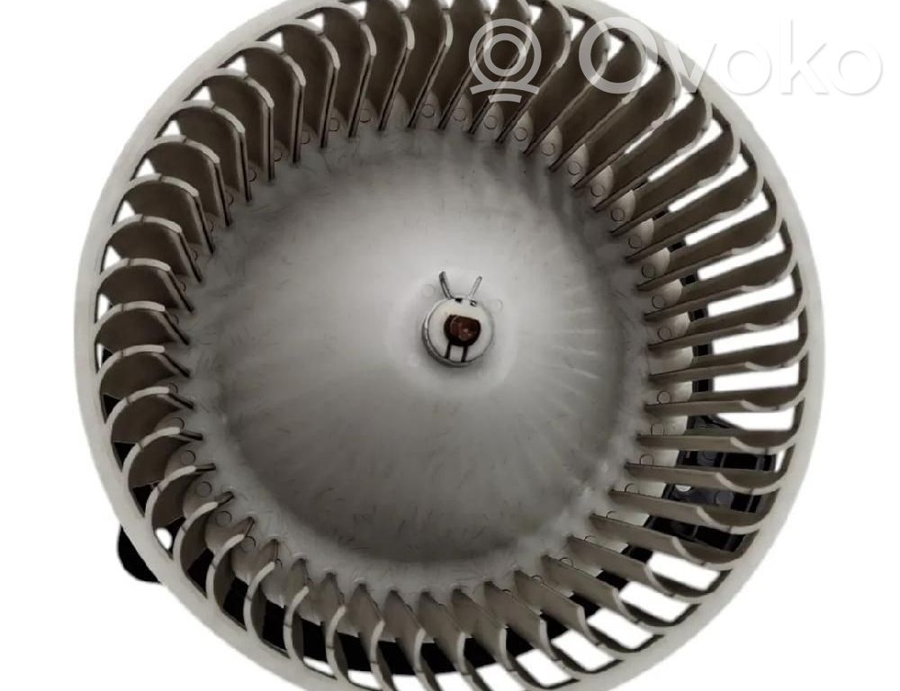 Mazda 2 Mazā radiatora ventilators 