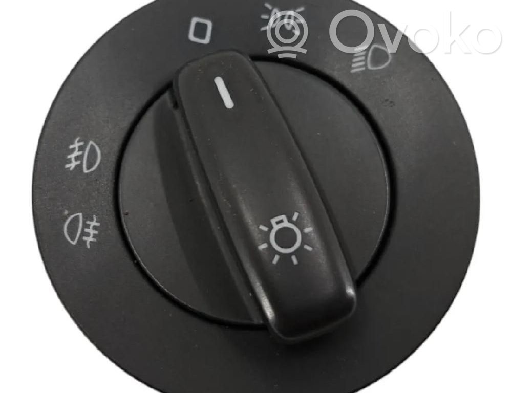 Skoda Yeti (5L) Interruptor de luz 