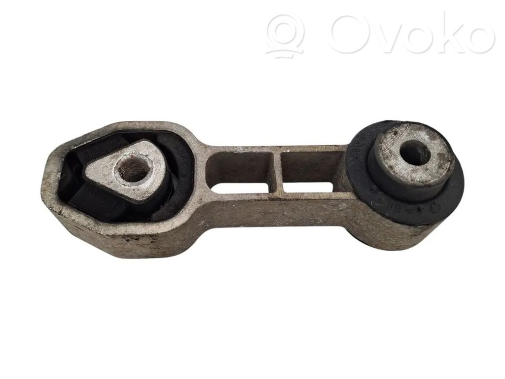 Fiat 500 Engine mount bracket 