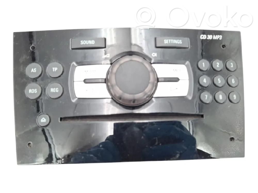 Panel / Radioodtwarzacz CD/DVD/GPS   13357131,49731608813289921