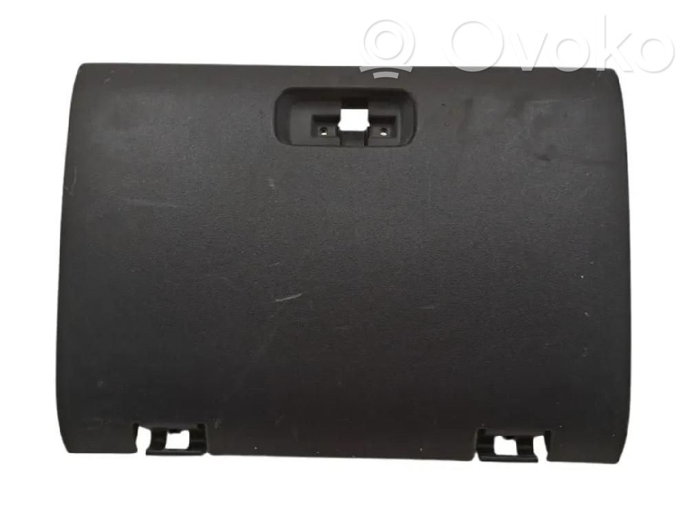 Mitsubishi Pajero Compartimiento/consola central del panel 