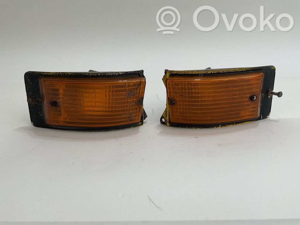 Porsche 924 Front indicator light 