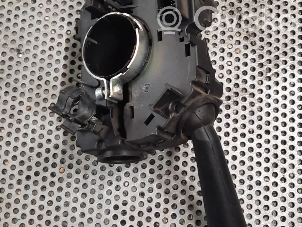 Iveco Daily 6th gen Commodo, commande essuie-glace/phare 